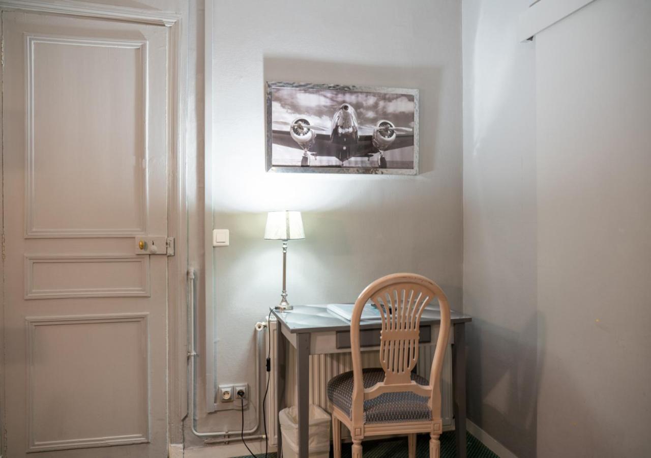 Nouvel Hotel Paris Luaran gambar